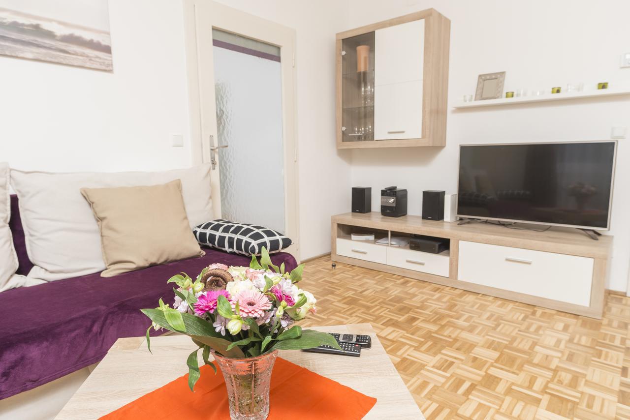 Hideaway Am Tabor Appartement Wenen Buitenkant foto