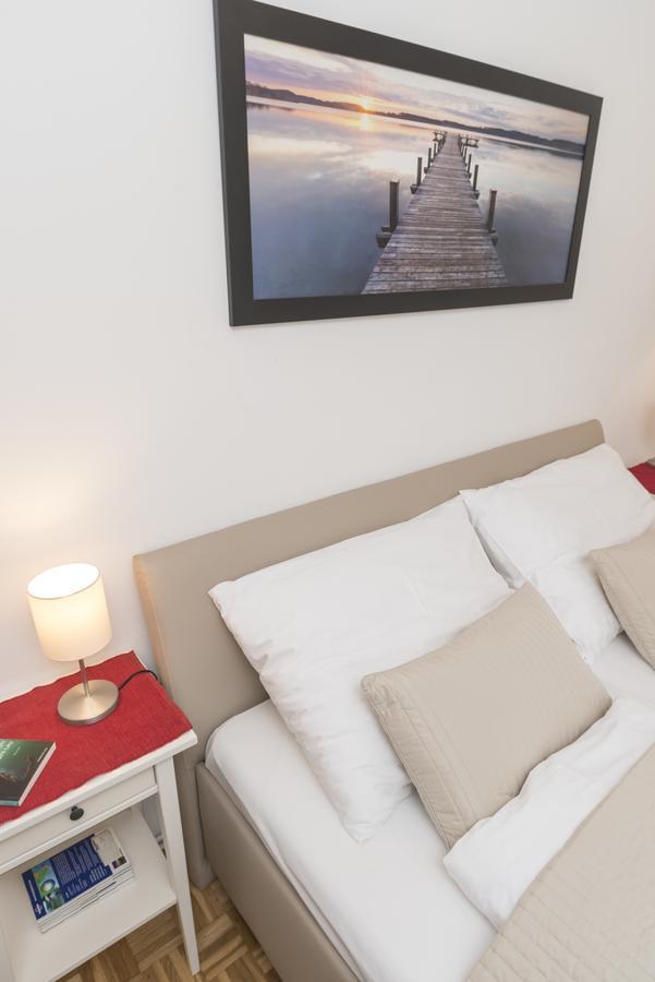 Hideaway Am Tabor Appartement Wenen Buitenkant foto